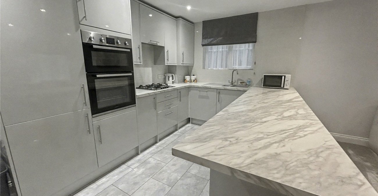 2 bedroom property for sale in Welling | Robinson Jackson