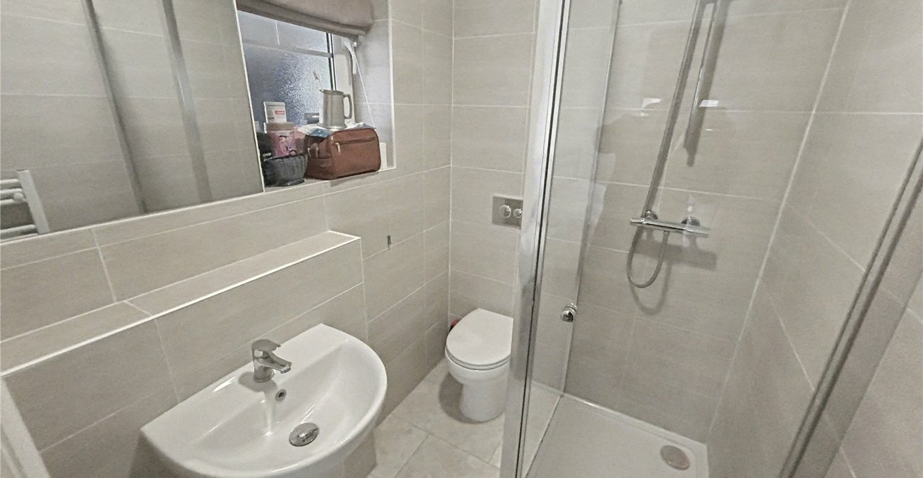 2 bedroom property for sale in Welling | Robinson Jackson