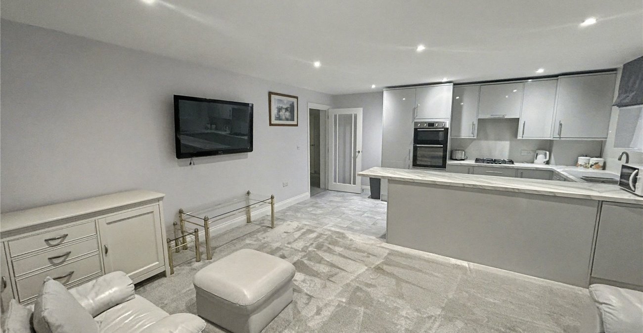 2 bedroom property for sale in Welling | Robinson Jackson