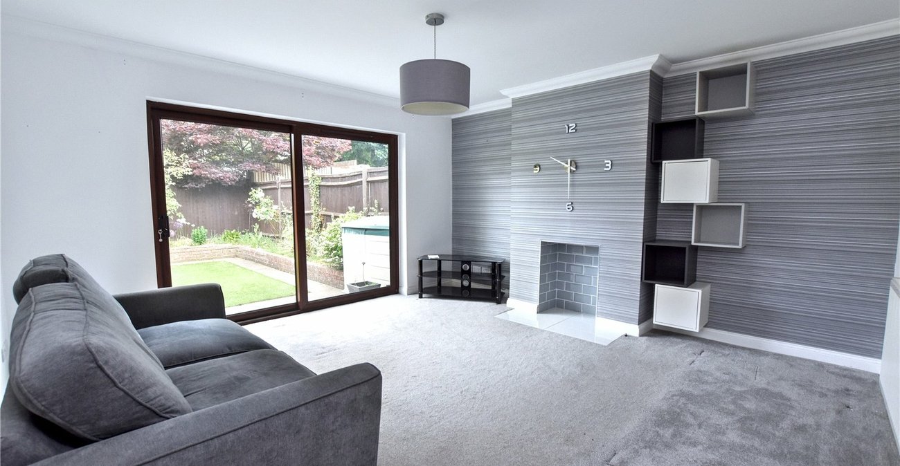 2 bedroom bungalow for sale in Bexleyheath | Robinson Jackson