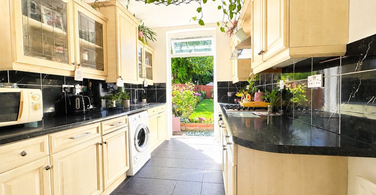 1 bedroom property for sale in London | Robinson Jackson