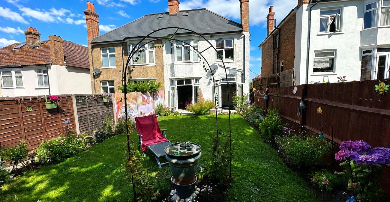 1 bedroom property for sale in London | Robinson Jackson