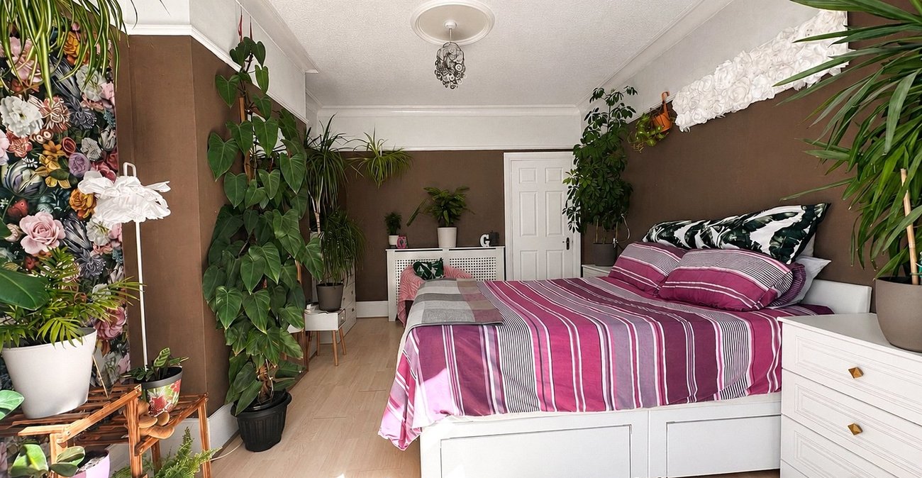 1 bedroom property for sale in London | Robinson Jackson