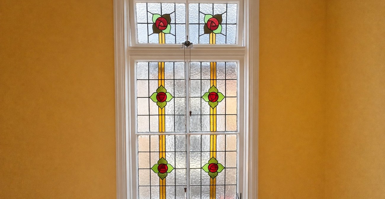 3 bedroom house for sale in London | Robinson Jackson