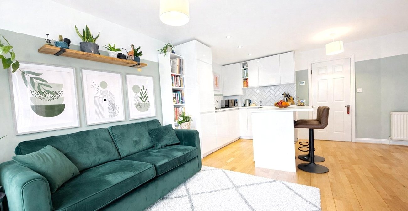 1 bedroom property for sale in London | Robinson Jackson
