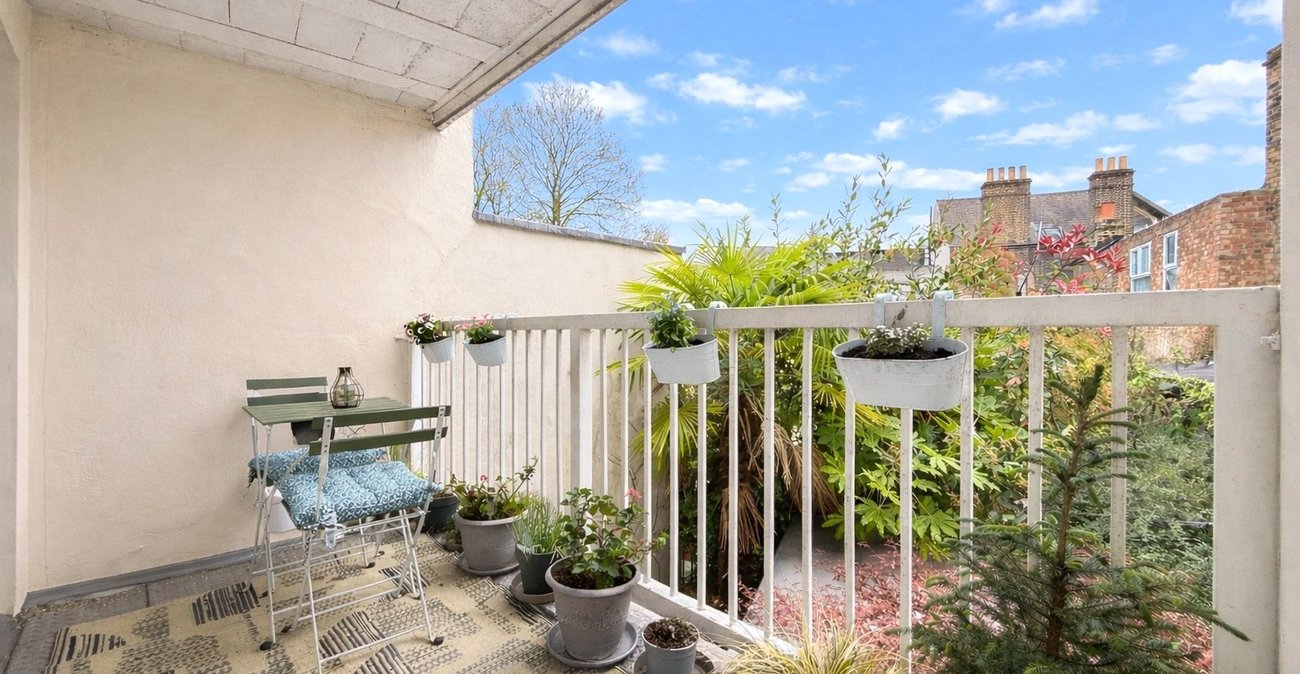 1 bedroom property for sale in London | Robinson Jackson