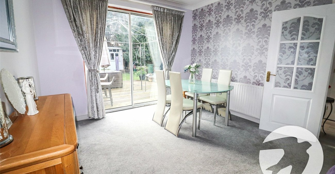 3 bedroom house for sale in Erith | Robinson Jackson