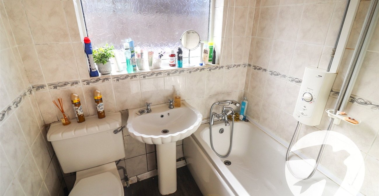 3 bedroom bungalow for sale in  | Robinson Jackson