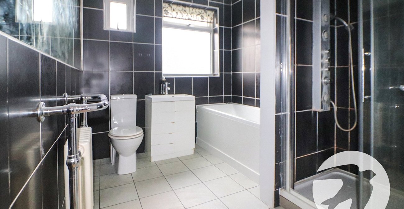 4 bedroom house for sale in Northumberland Heath | Robinson Jackson