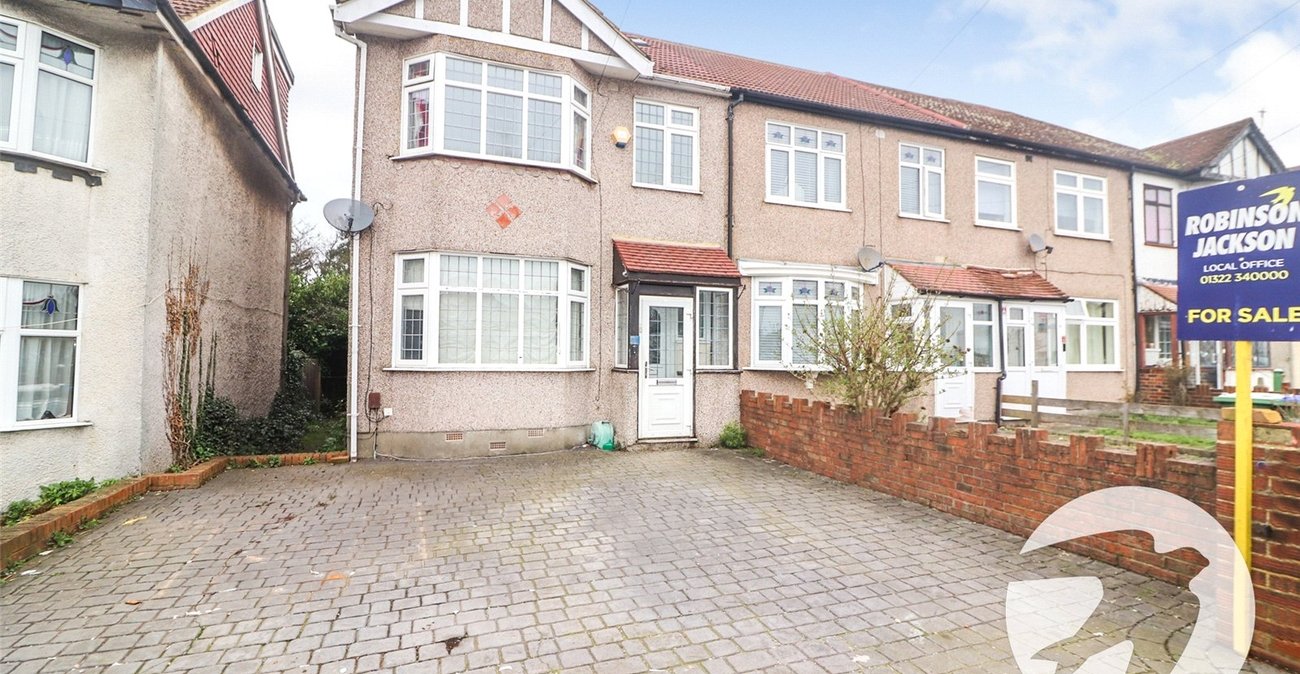 4 bedroom house for sale in Northumberland Heath | Robinson Jackson