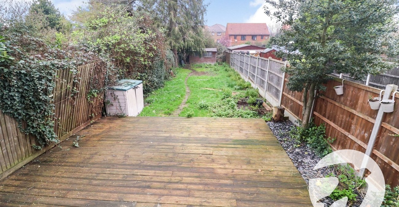 4 bedroom house for sale in Northumberland Heath | Robinson Jackson