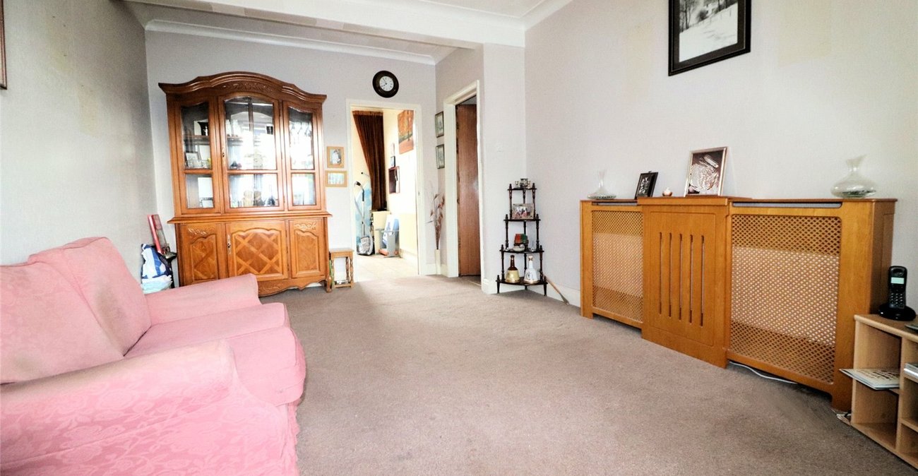 3 bedroom house for sale in Northumberland Heath | Robinson Jackson