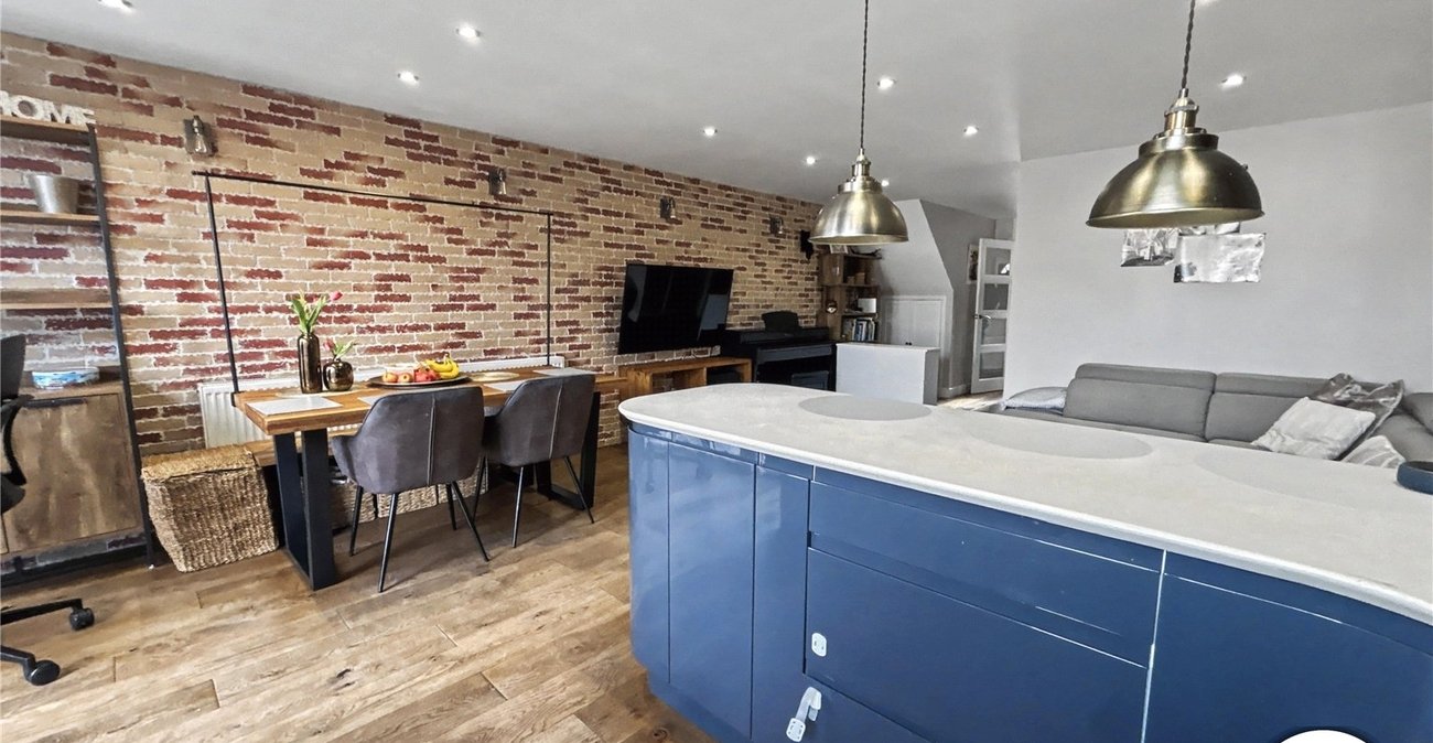 3 bedroom house for sale in Sidcup | Robinson Jackson