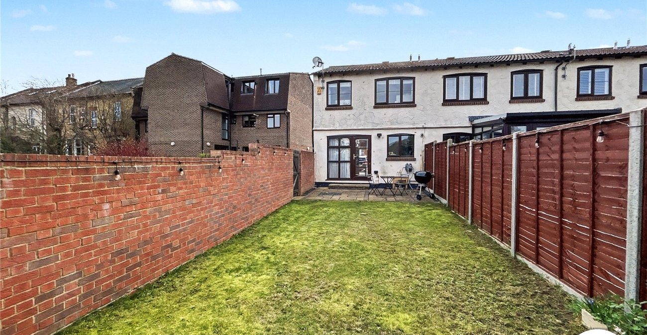 3 bedroom house for sale in Sidcup | Robinson Jackson