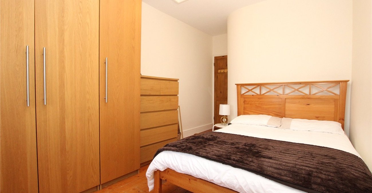 3 bedroom house for sale in Plumstead | Robinson Jackson