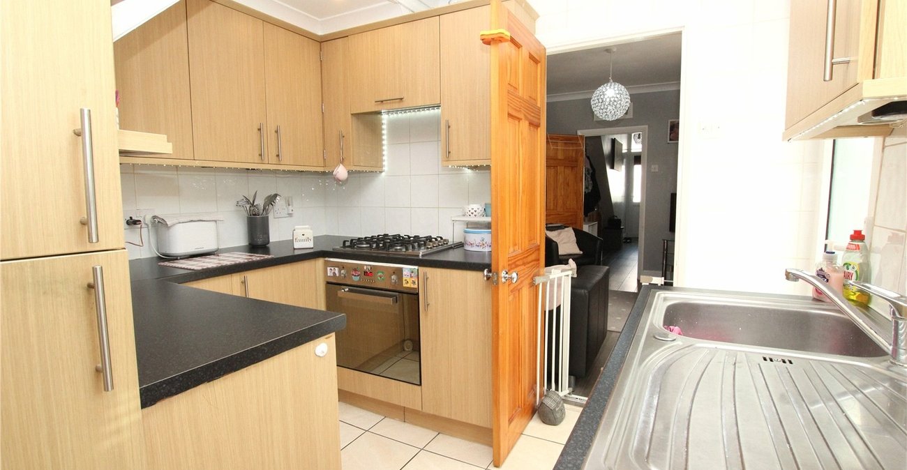 2 bedroom property for sale in Plumstead | Robinson Jackson