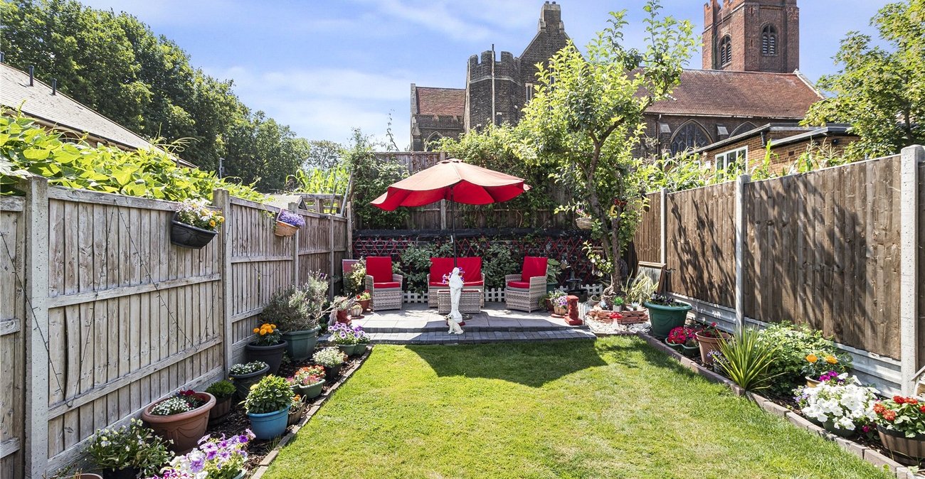 2 bedroom house for sale in Plumstead | Robinson Jackson