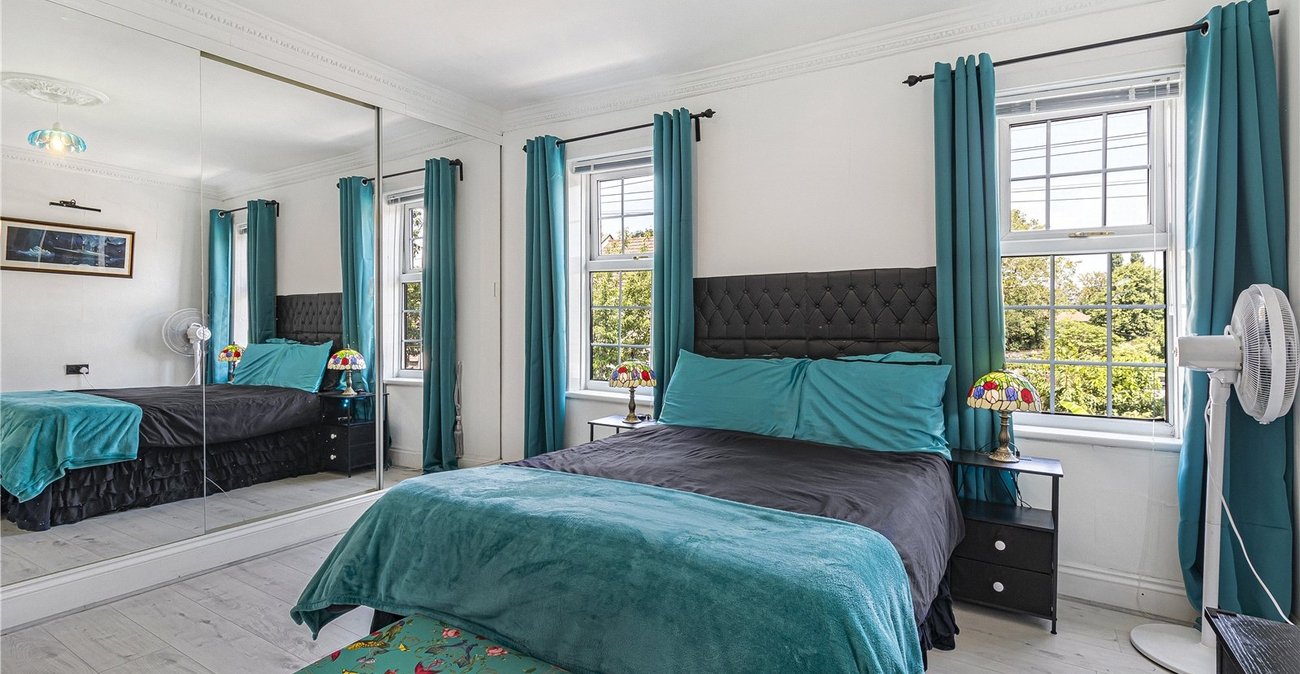 2 bedroom house for sale in Plumstead | Robinson Jackson