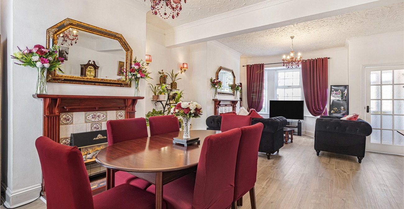 2 bedroom house for sale in Plumstead | Robinson Jackson