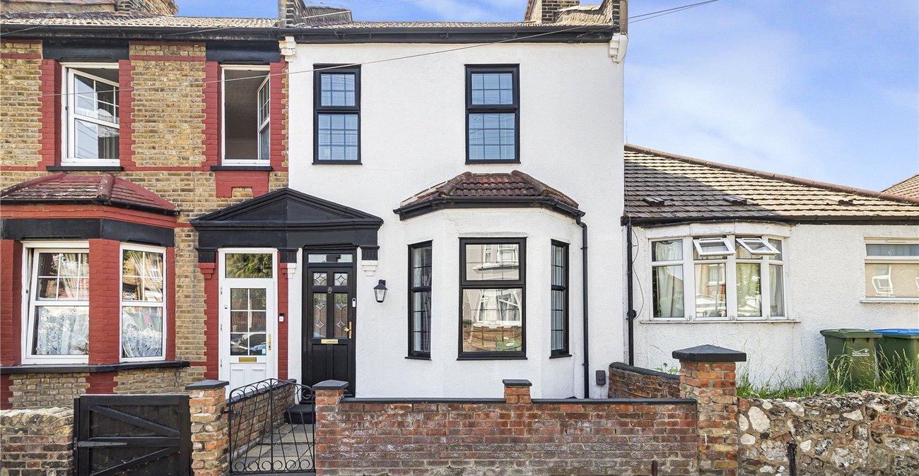 2 bedroom house for sale in Plumstead | Robinson Jackson