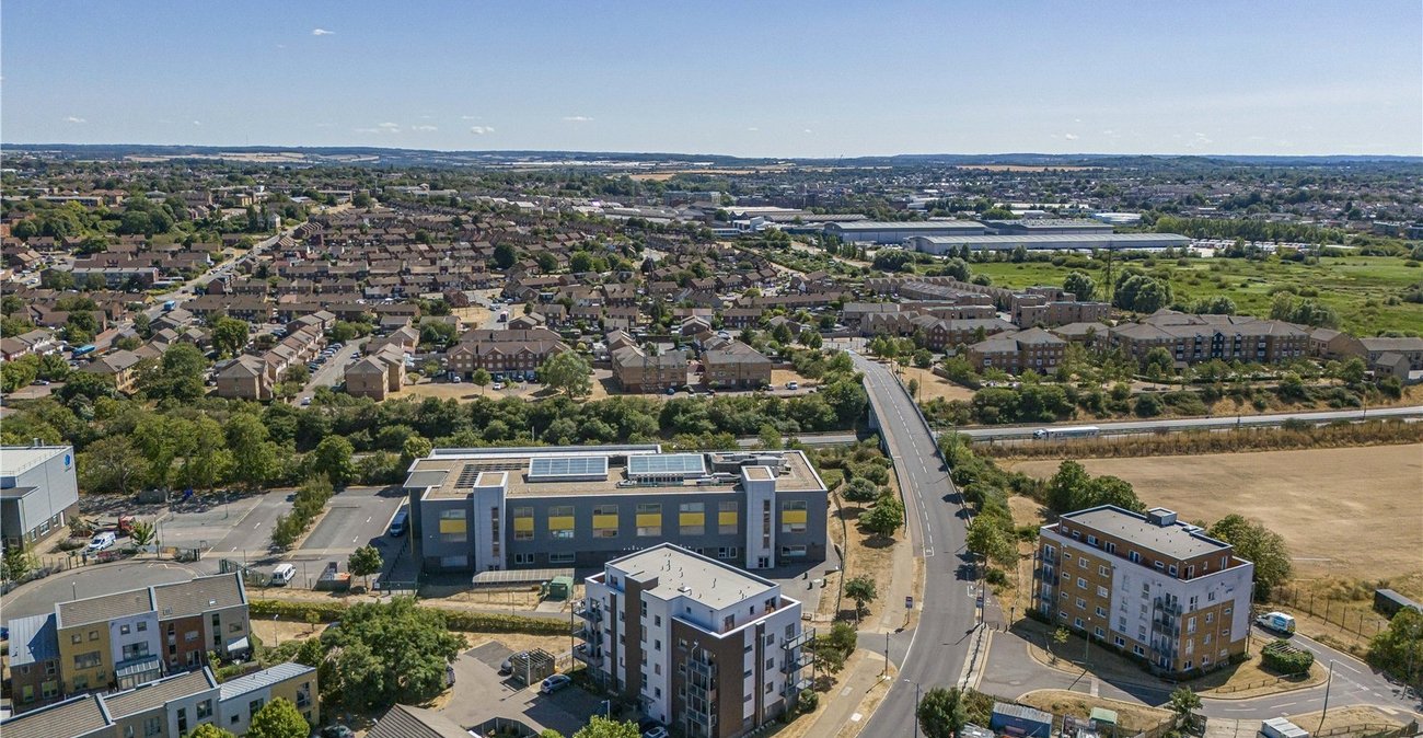 2 bedroom property for sale in Dartford | Robinson Jackson