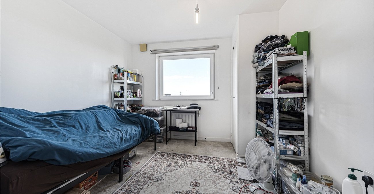 2 bedroom property for sale in Dartford | Robinson Jackson
