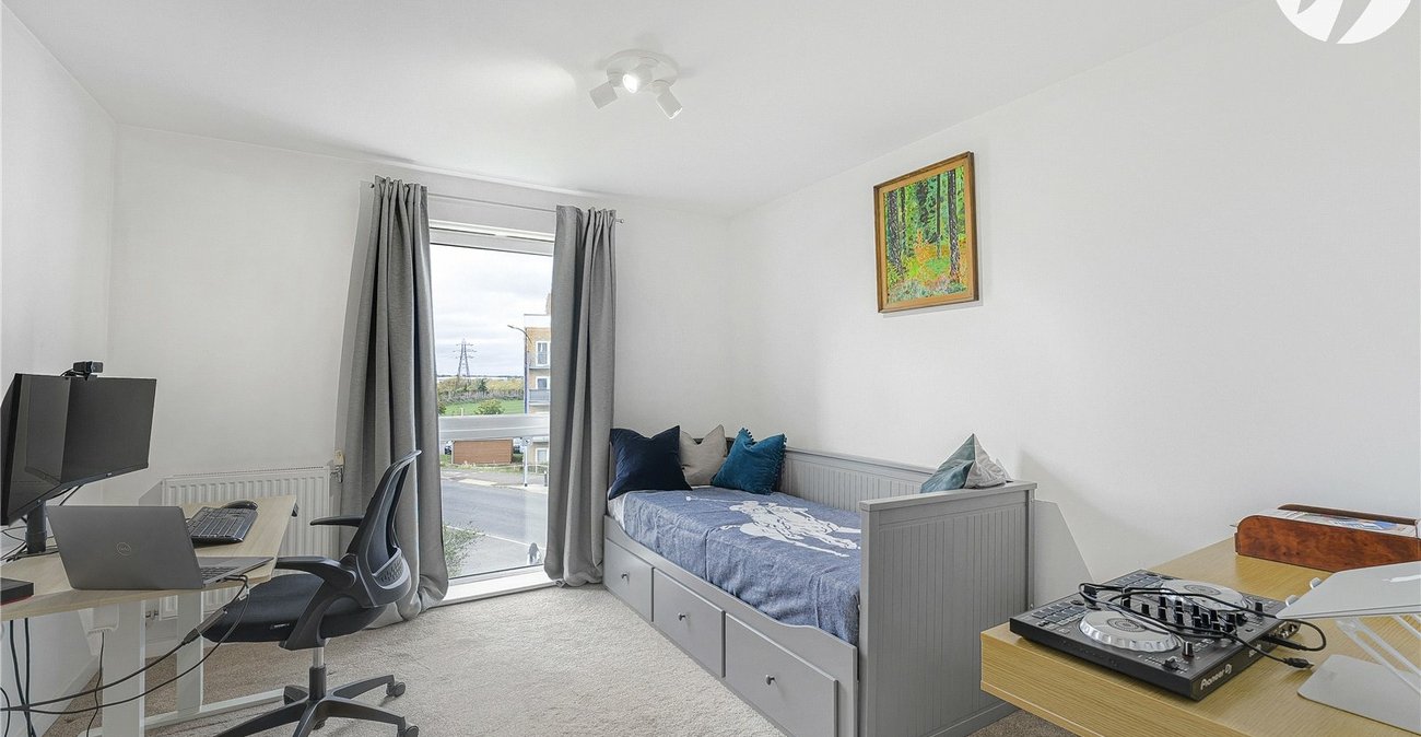 2 bedroom property for sale in The Bridge | Robinson Jackson