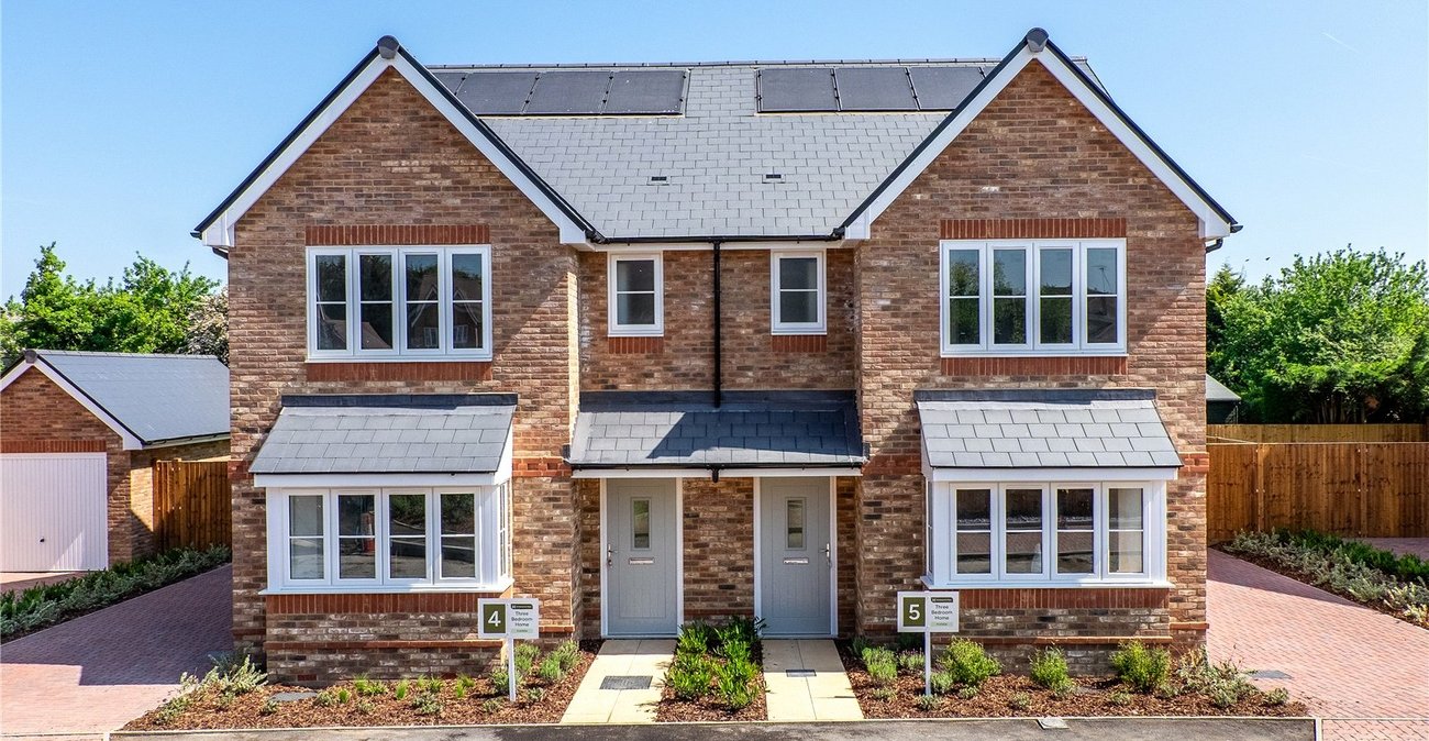 3 bedroom house for sale in Rainham | Robinson Michael & Jackson