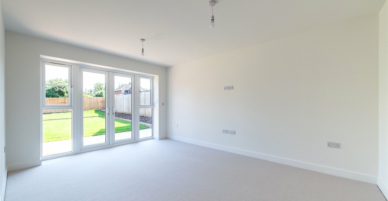 4 bedroom house for sale in Rainham | Robinson Michael & Jackson