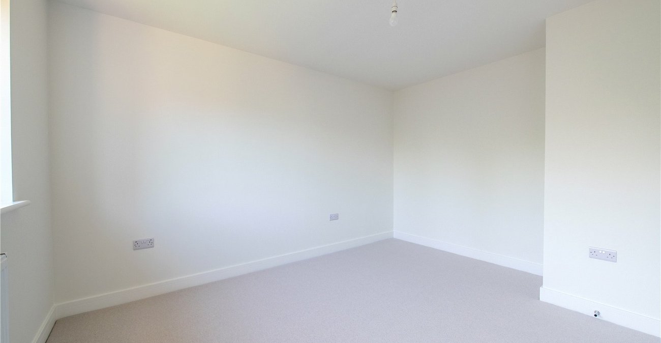 4 bedroom house for sale in Rainham | Robinson Michael & Jackson