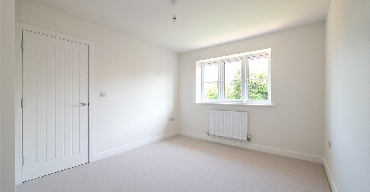 4 bedroom house for sale in Rainham | Robinson Michael & Jackson