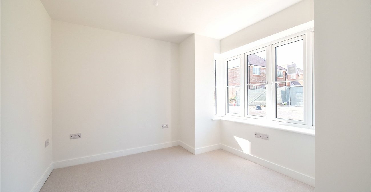 4 bedroom house for sale in Rainham | Robinson Michael & Jackson