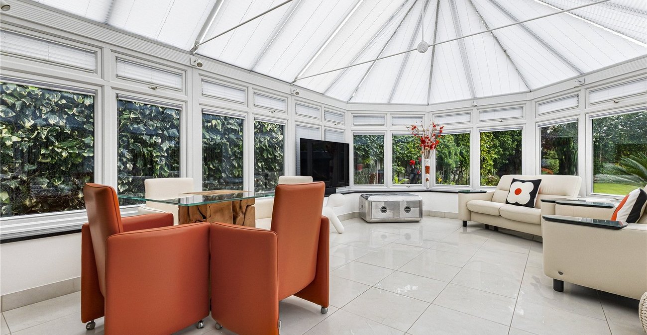 4 bedroom bungalow for sale in Rainham | Robinson Michael & Jackson