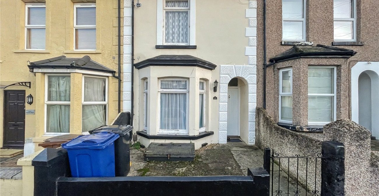 3 bedroom house for sale in Gillingham | Robinson Michael & Jackson