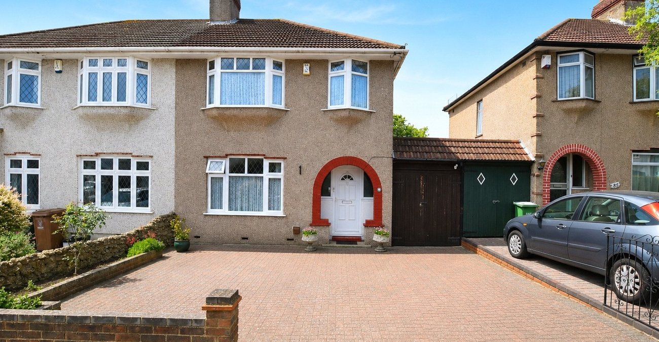 3 bedroom house for sale in Bexleyheath | Robinson Jackson