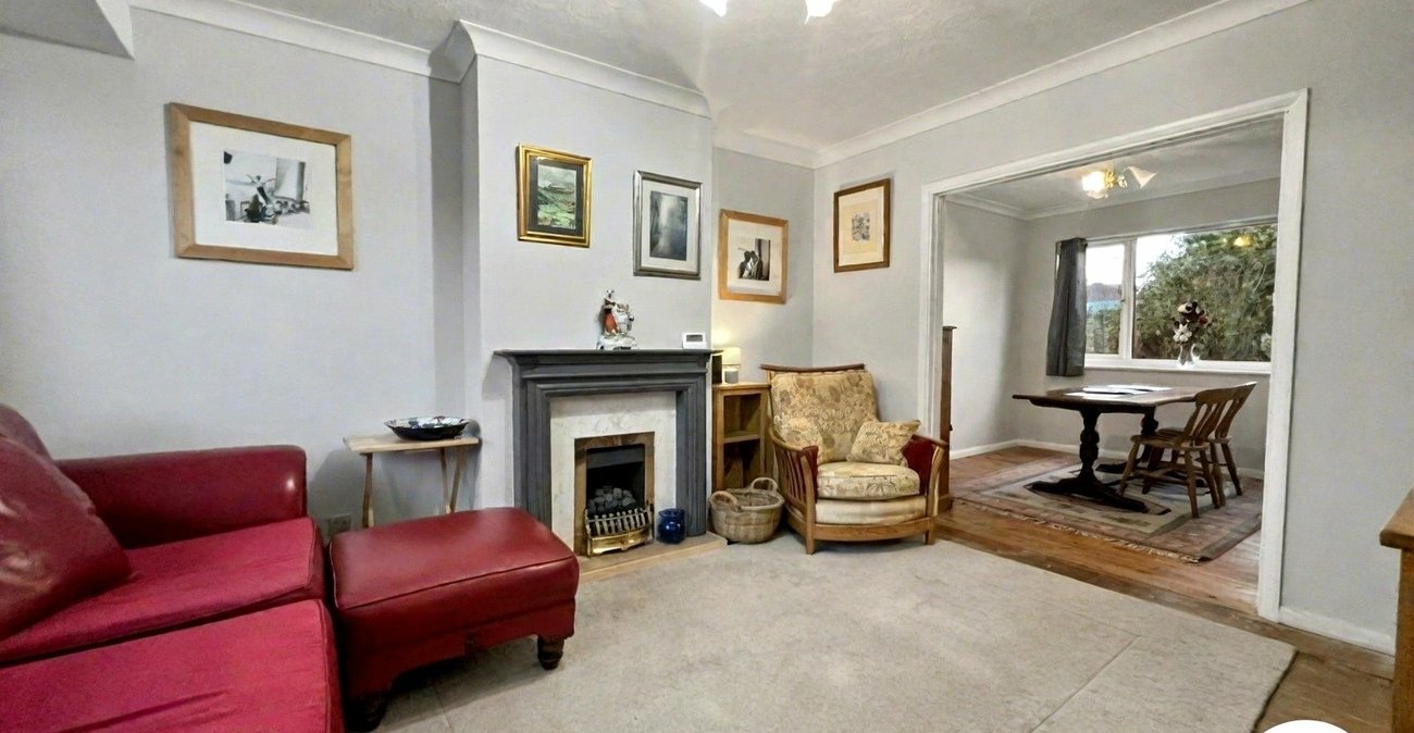 3 bedroom house for sale in Rochester | Robinson Michael & Jackson