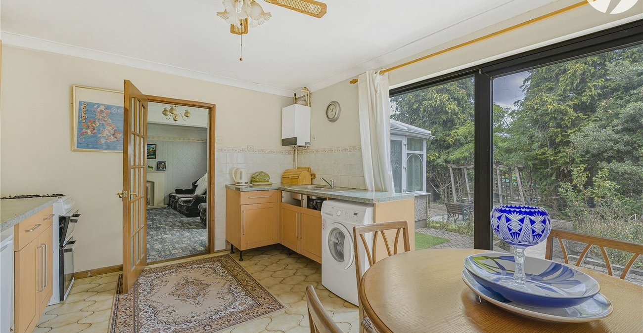 5 bedroom house for sale in Dartford | Robinson Jackson