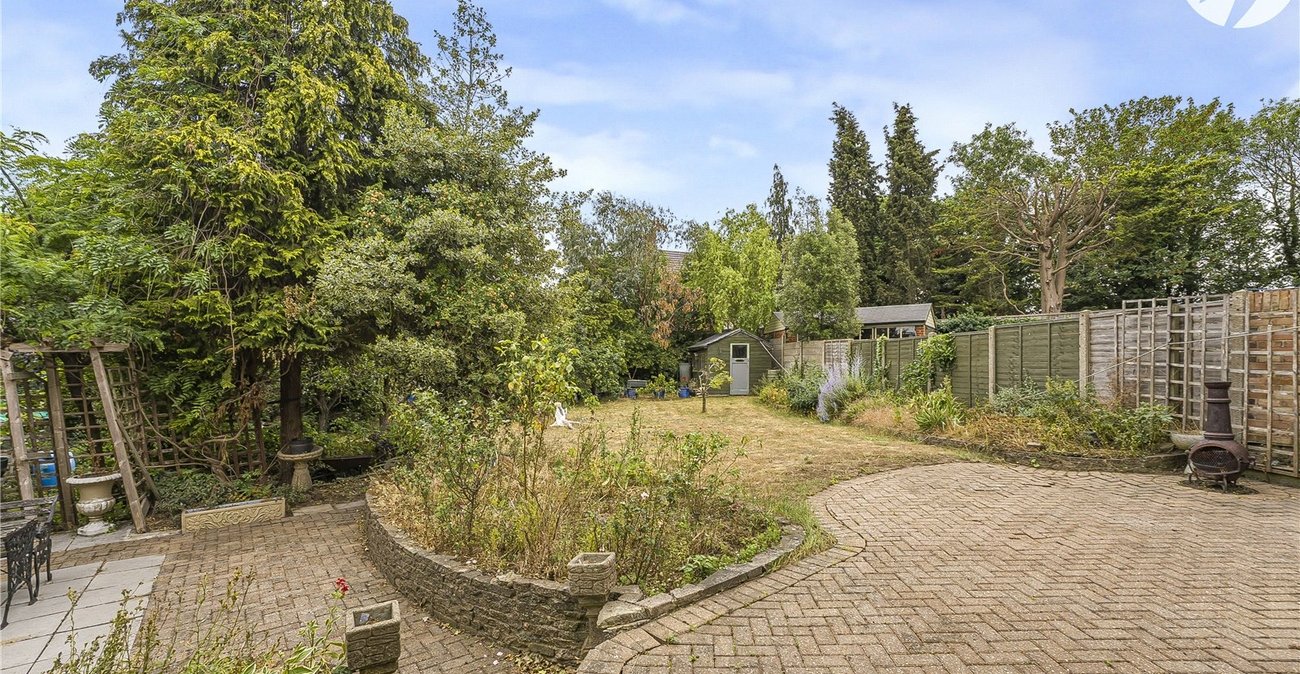 5 bedroom house for sale in Dartford | Robinson Jackson