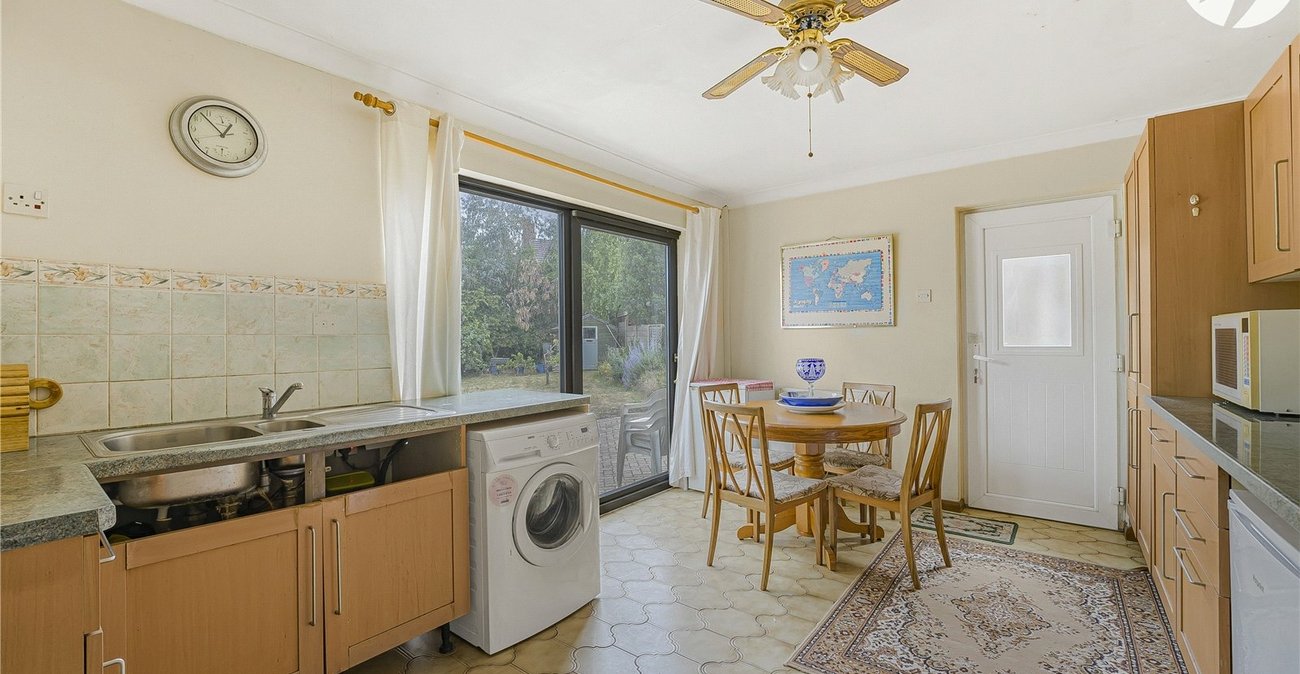 5 bedroom house for sale in Dartford | Robinson Jackson