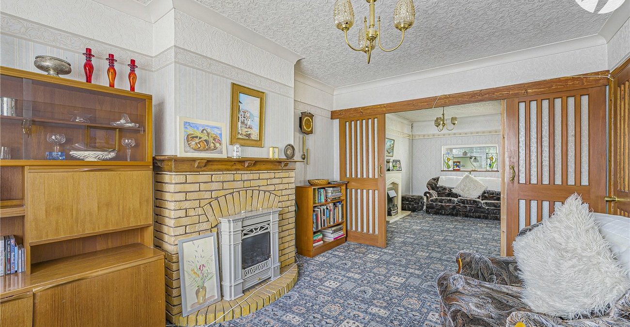 5 bedroom house for sale in Dartford | Robinson Jackson
