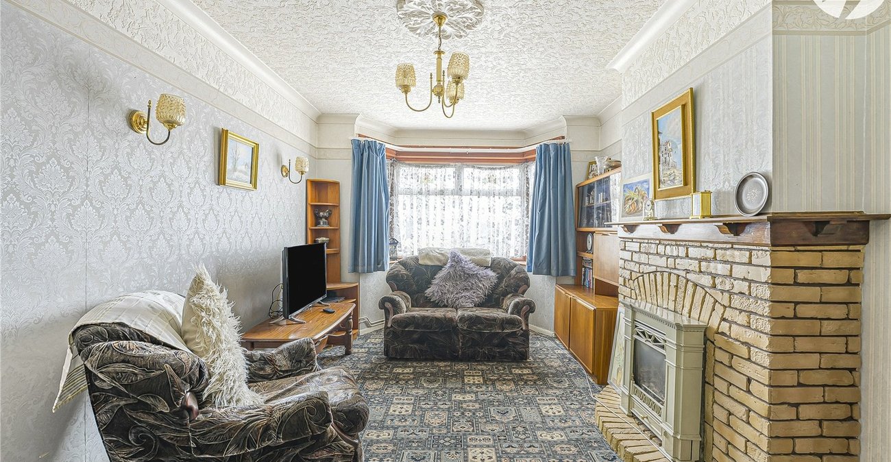 5 bedroom house for sale in Dartford | Robinson Jackson