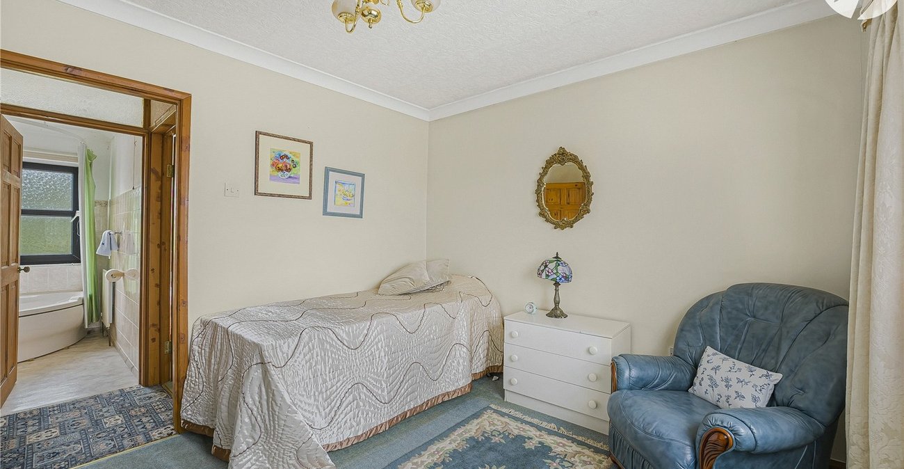 5 bedroom house for sale in Dartford | Robinson Jackson