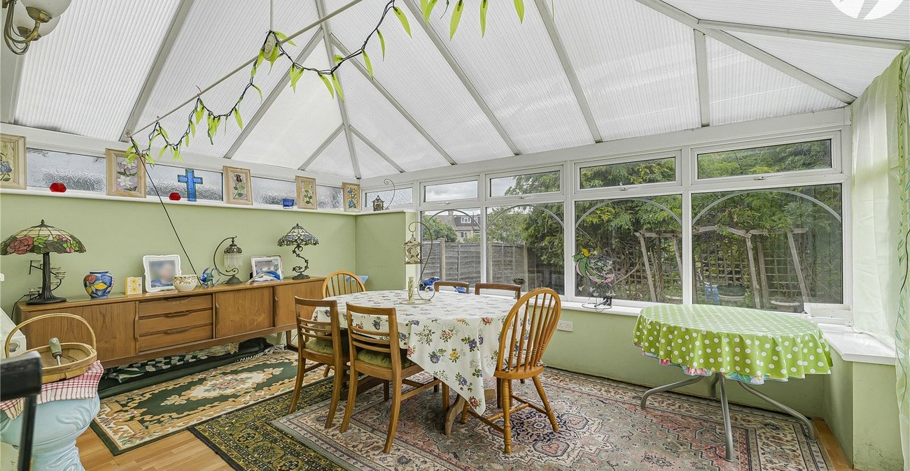 5 bedroom house for sale in Dartford | Robinson Jackson