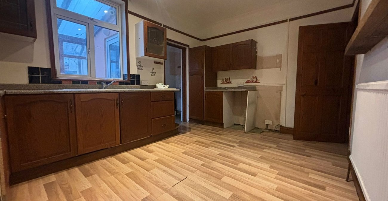 2 bedroom house for sale in Gravesend | Robinson Michael & Jackson