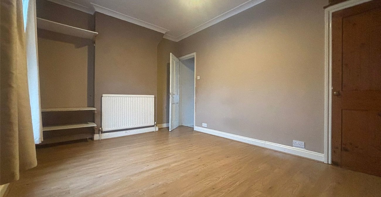 2 bedroom house for sale in Gravesend | Robinson Michael & Jackson
