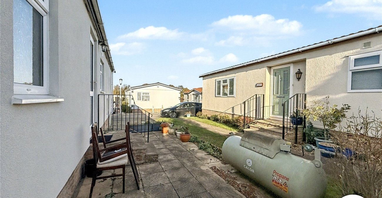 2 bedroom bungalow for sale in Vicarage Lane | Robinson Michael & Jackson