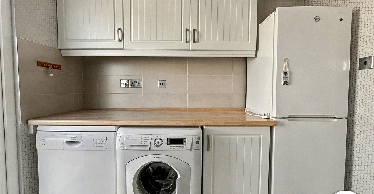 2 bedroom bungalow for sale in Vicarage Lane | Robinson Michael & Jackson