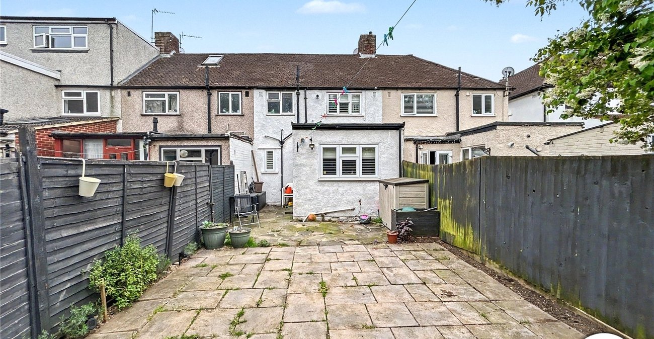 3 bedroom house for sale in Sidcup | Robinson Jackson