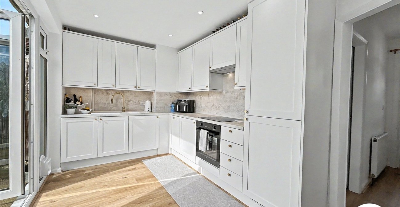 3 bedroom house for sale in Sidcup | Robinson Jackson