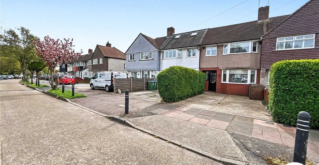 3 bedroom house for sale in Sidcup | Robinson Jackson